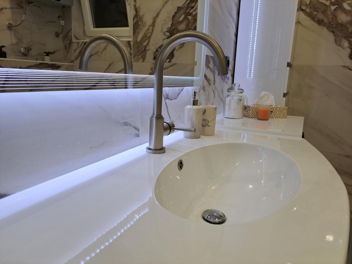 Apartment Monaco Рийека Екстериор снимка